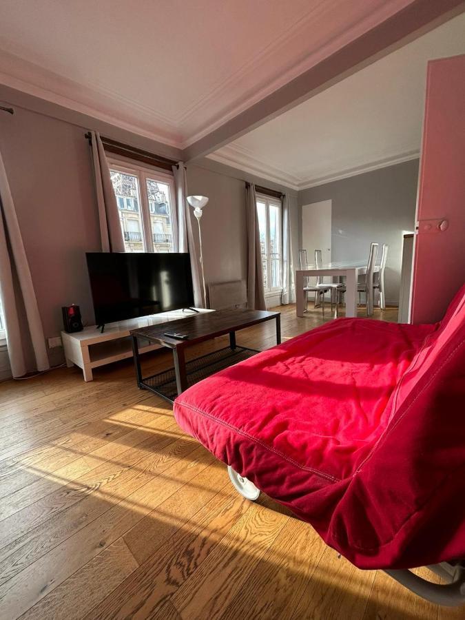 Luxurious 2 Bedroom Tour Eiffel Bourdonnais Free Netflix Paris Dış mekan fotoğraf